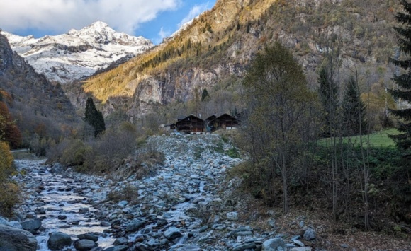 Auguri di Buone Feste da Contratti di Fiume, Regione Lombardia