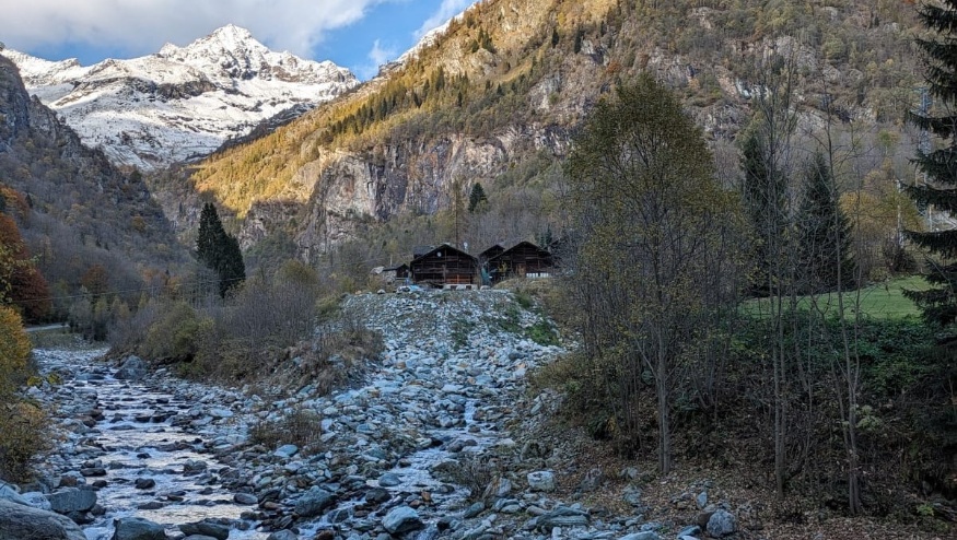 Auguri di Buone Feste da Contratti di Fiume, Regione Lombardia